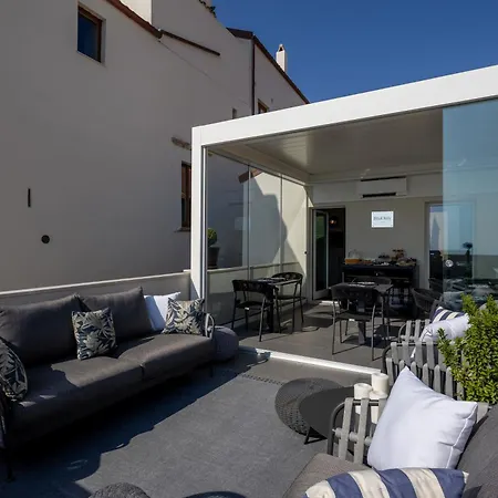 Bluonly Boutique Bed & Breakfast