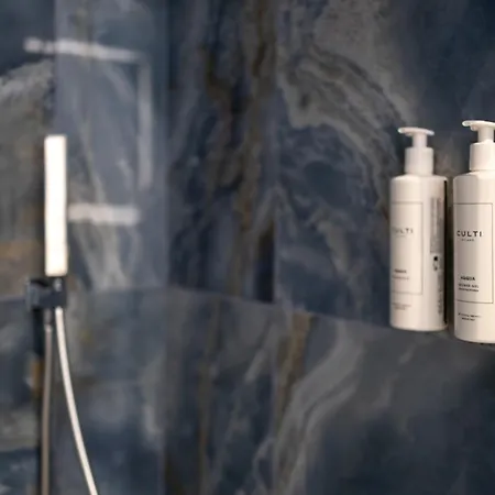 Bluonly Boutique Bed & Breakfast