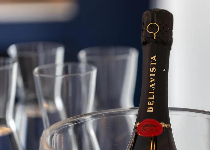 Alojamento de Acomodação e Pequeno-almoço Bluonly Boutique 4*