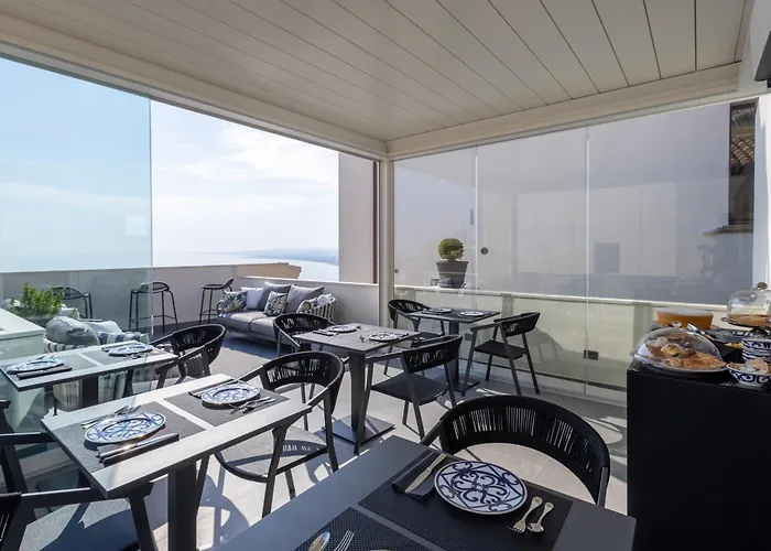 Alojamento de Acomodação e Pequeno-almoço Bluonly Boutique Vasto