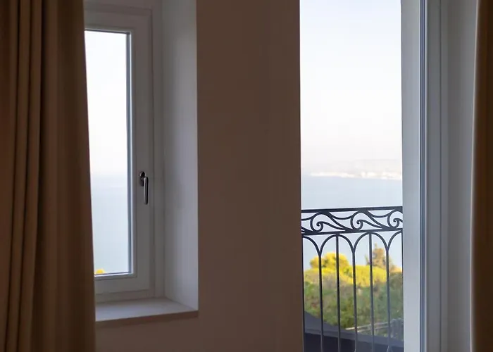 Alojamento de Acomodação e Pequeno-almoço Bluonly Boutique Vasto