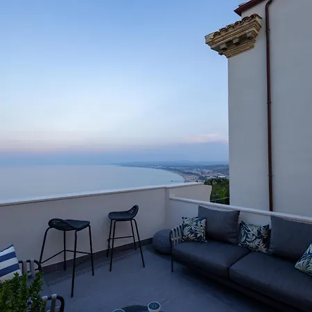 Nocleg ze śniadaniem Bluonly Boutique Vasto