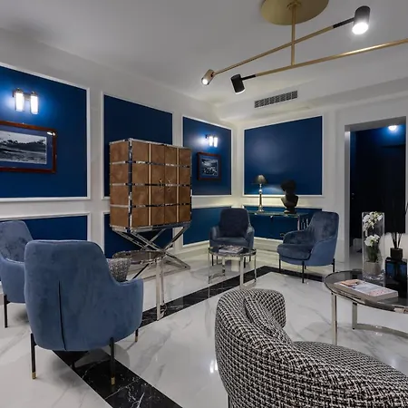 לינה וארוחת בוקר Bluonly Boutique