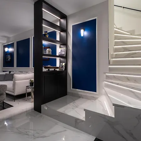 Bluonly Boutique 4*